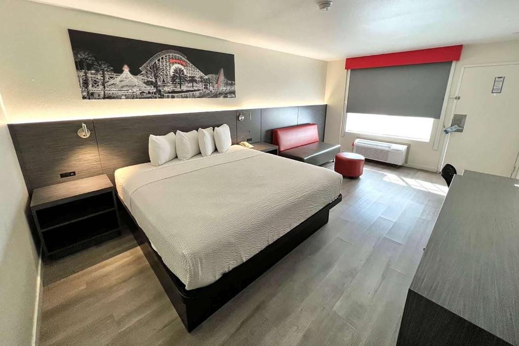 Ramada By Wyndham Anaheim Convention Center Traviguide ramada-by-wyndham-anaheim-convention-center-traviguide