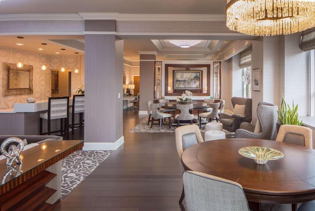 Hyatt Regency St. Louis at The Arch | Traviguide